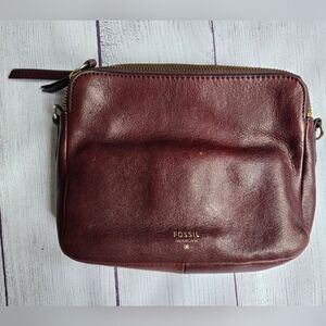Fossil Sydney Burgundy Leather Purse